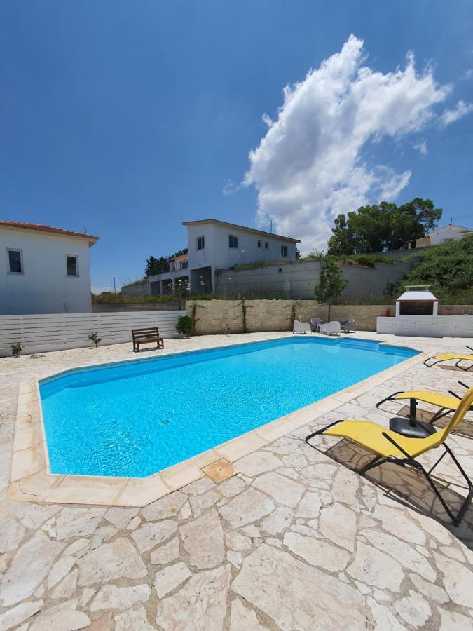 Villa Serapho Paphos Exteriör bild