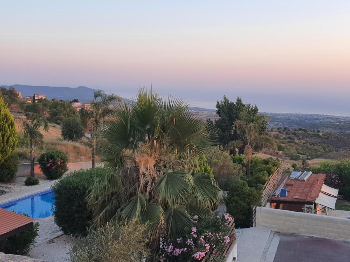 Villa Serapho Paphos Exteriör bild