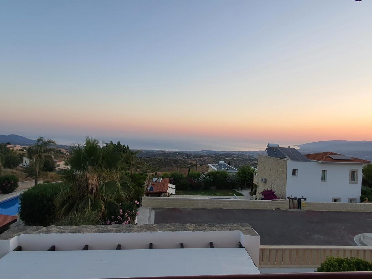 Villa Serapho Paphos Exteriör bild