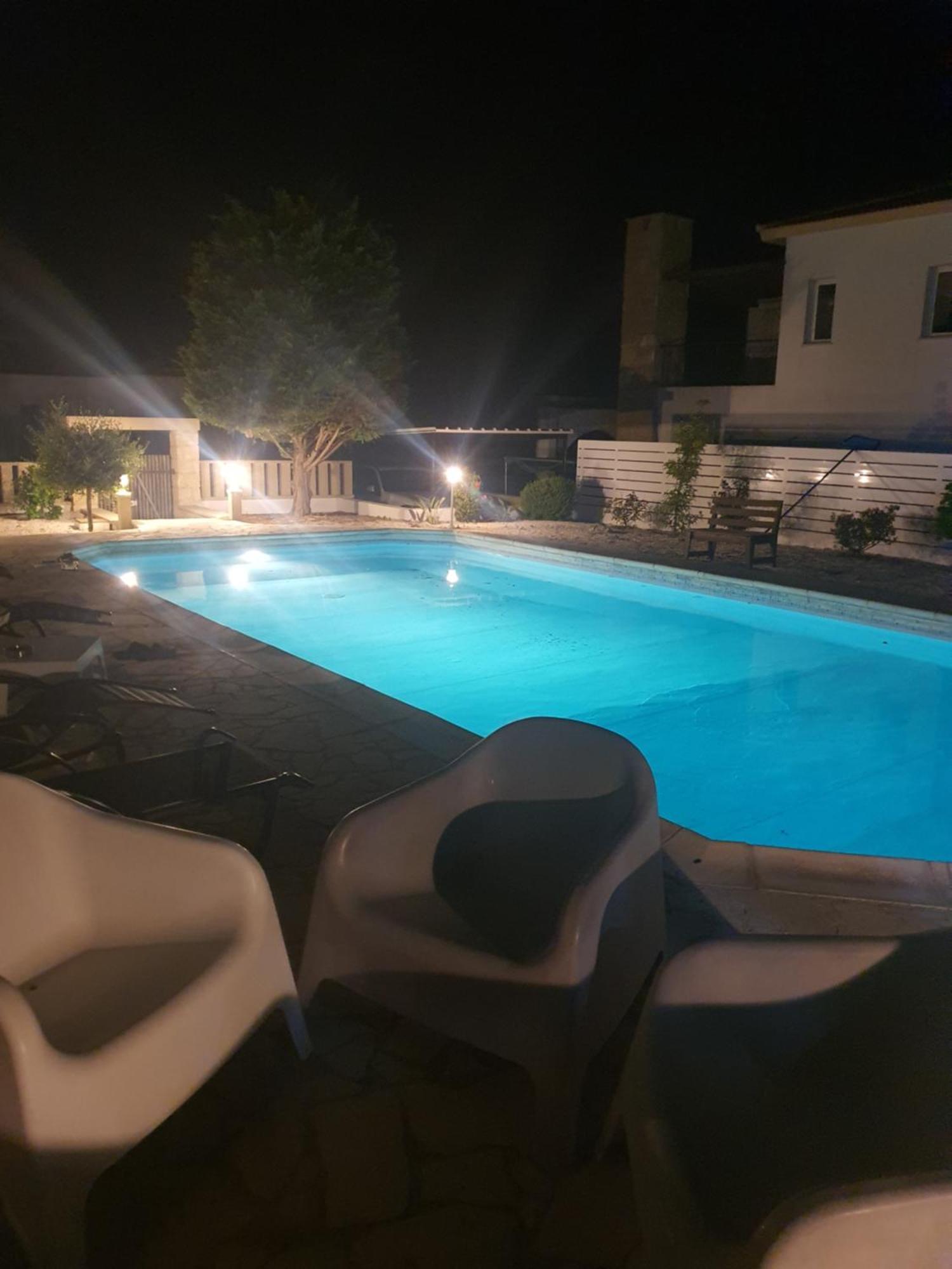 Villa Serapho Paphos Exteriör bild
